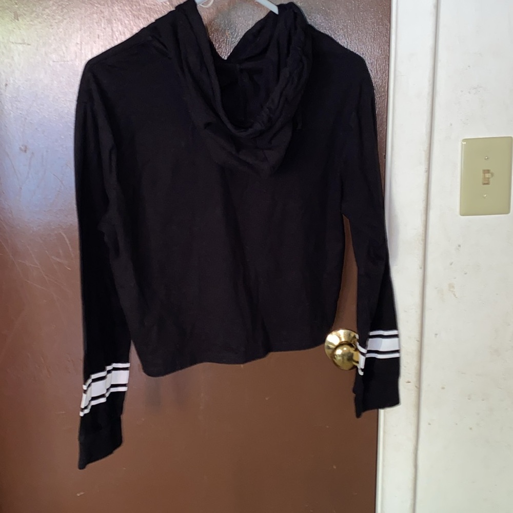 Women’s black authentic, Disney, Mickey Mouse, hooded crop sweatshirt 💋💋💋 - Picture 5 of 5